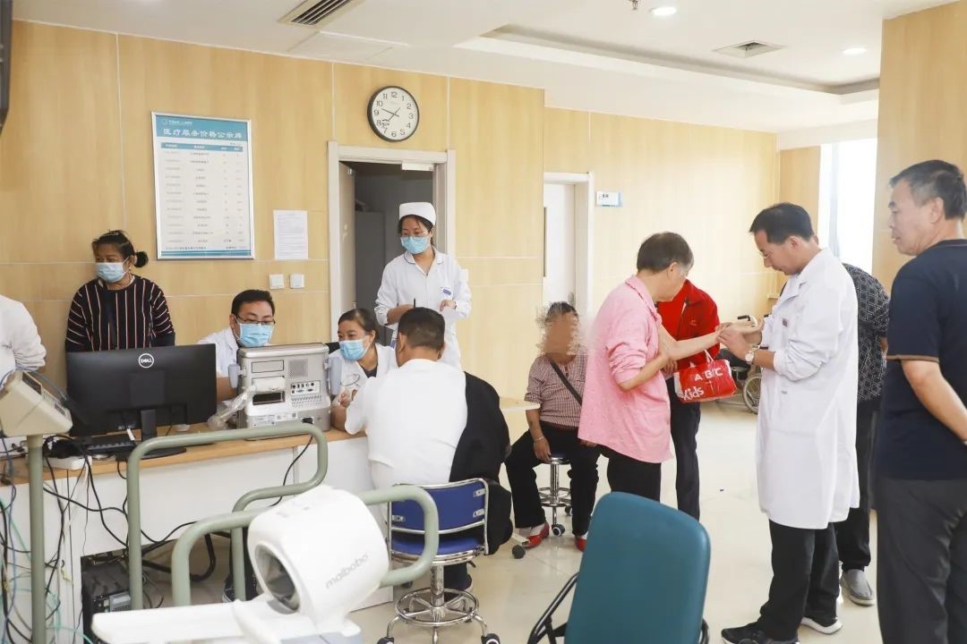 健康义诊1.jpg